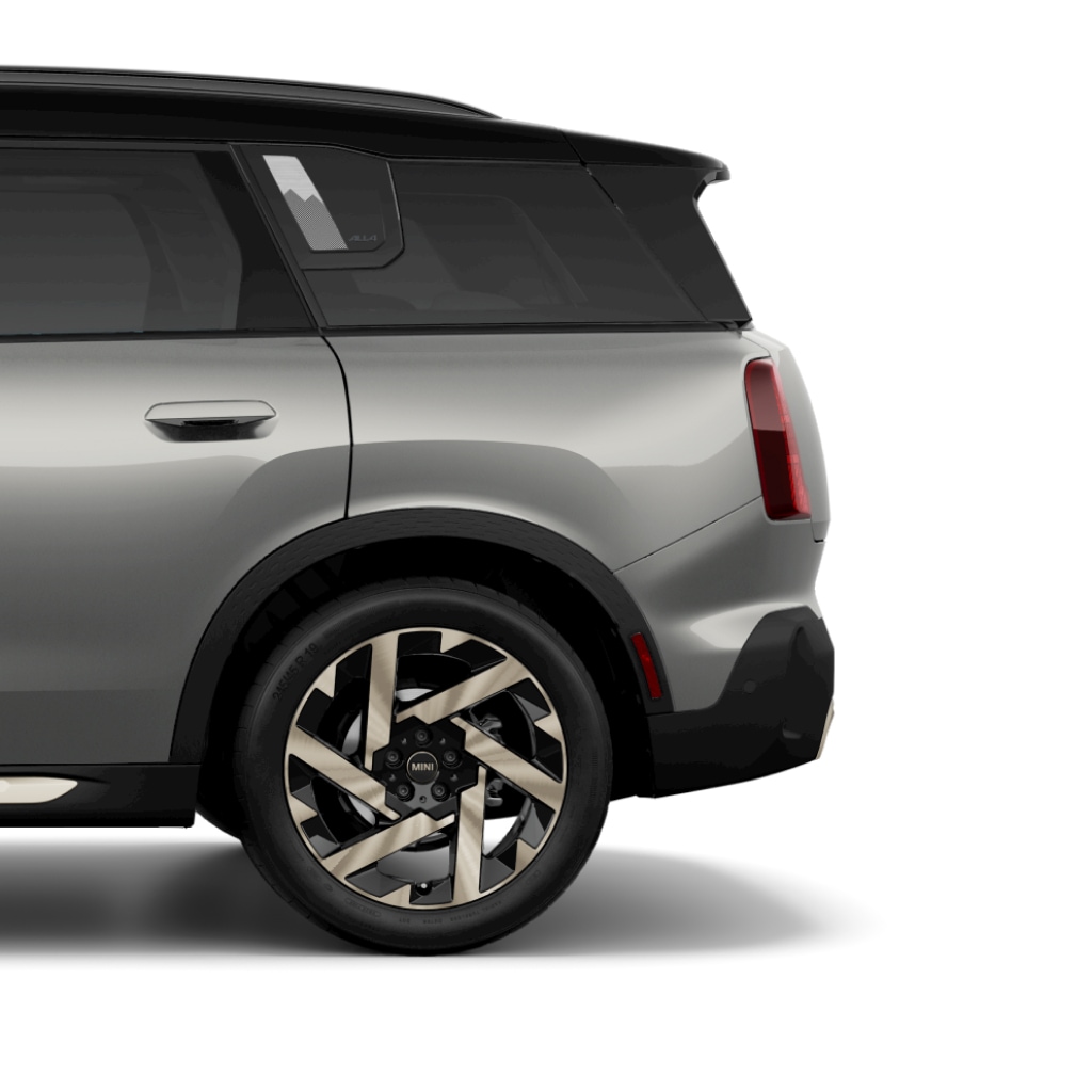 A side-view of a MINI Countryman S ALL4 from the rear door to the trunk.