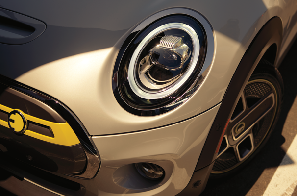 2016-Mini-Clubman-02.jpg