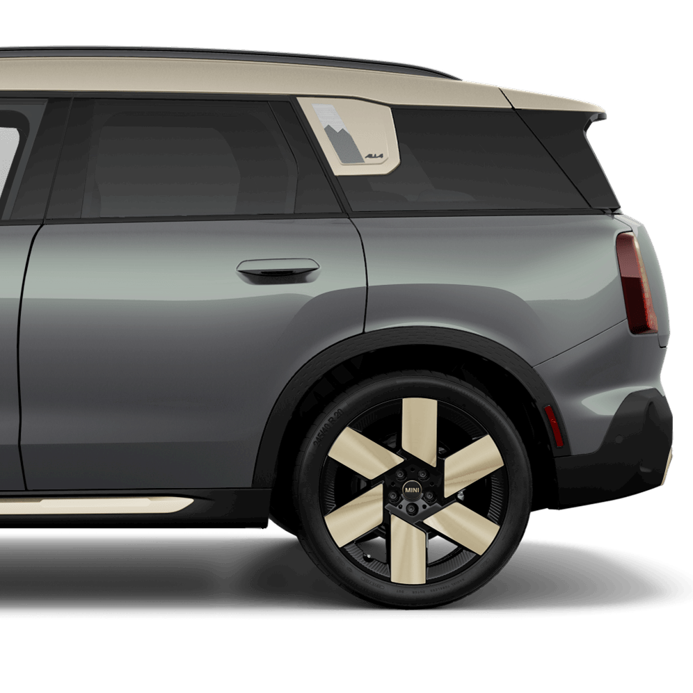 Side view of the rear half of the MINI Countryman S ALL4.