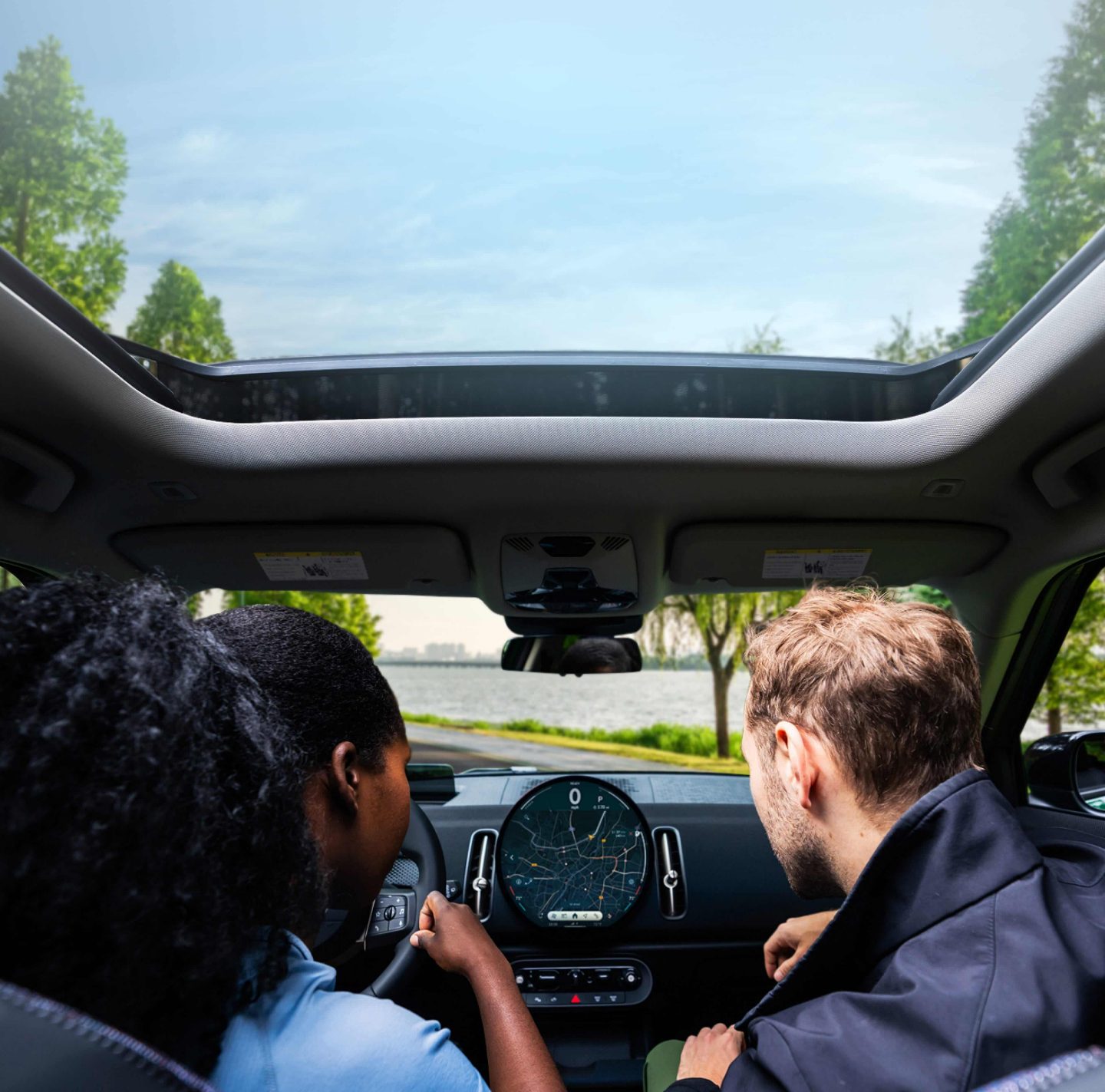 Tech & Safety Features | 2025 MINI Countryman Electric